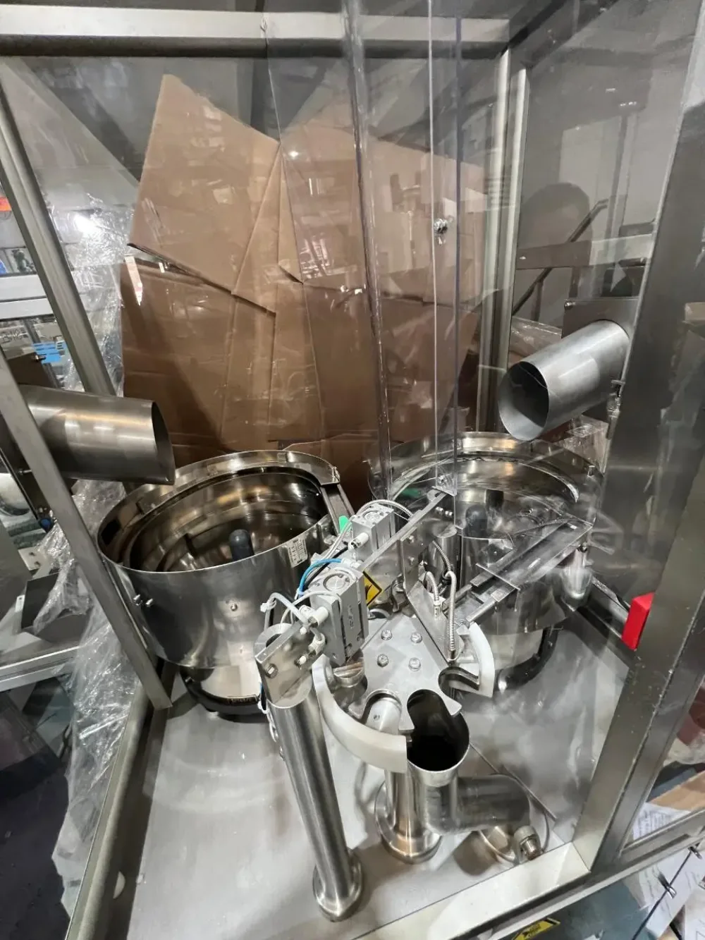USED STAINLESS STEEL CAP ASSEMBLER