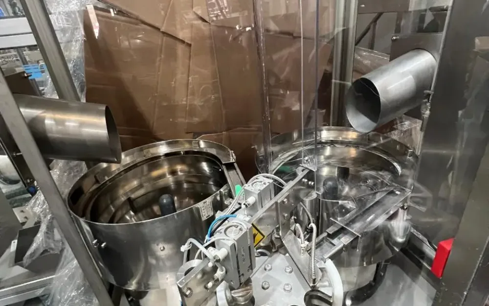 USED STAINLESS STEEL CAP ASSEMBLER
