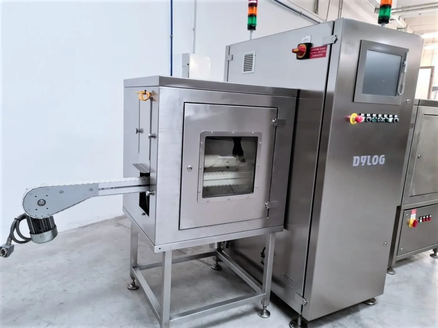 ISPEZIONATRICE A RAGGI X PER FIALE – DYLOG – Mod. DYXIM - 4