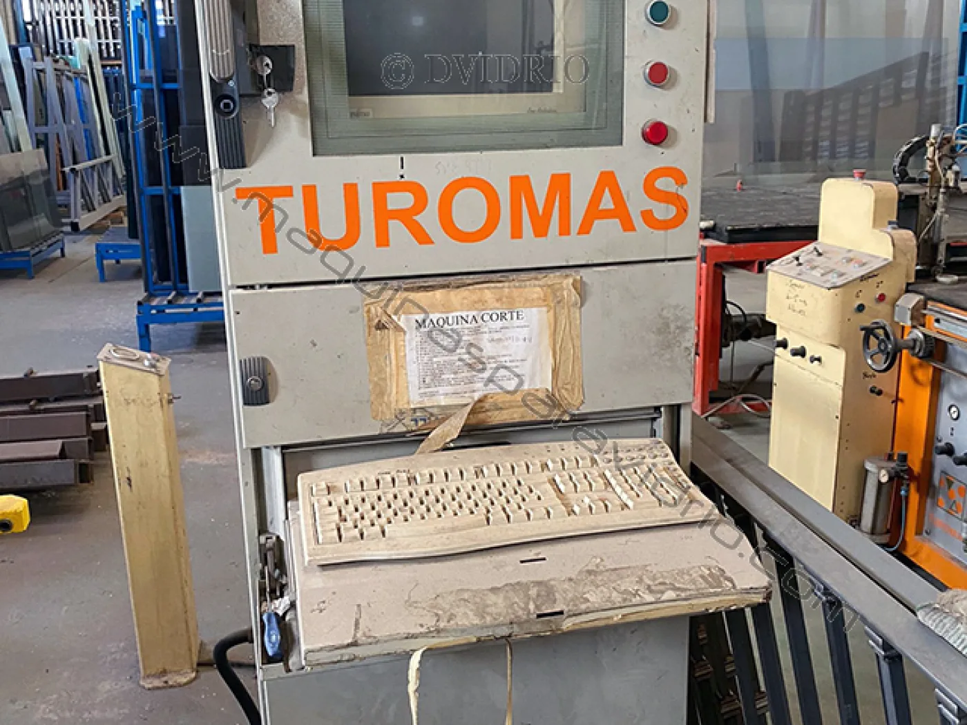 MESA DE CORTE PARA VIDRIO MONOLÍTICO TUROMAS - 6