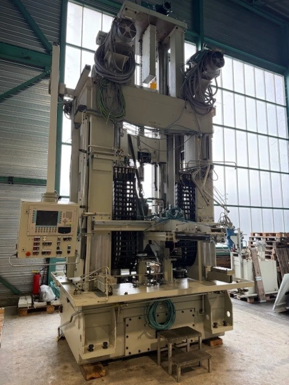 CNC Vertical Broaching Machine – KARL KLINK 25-2000-500S