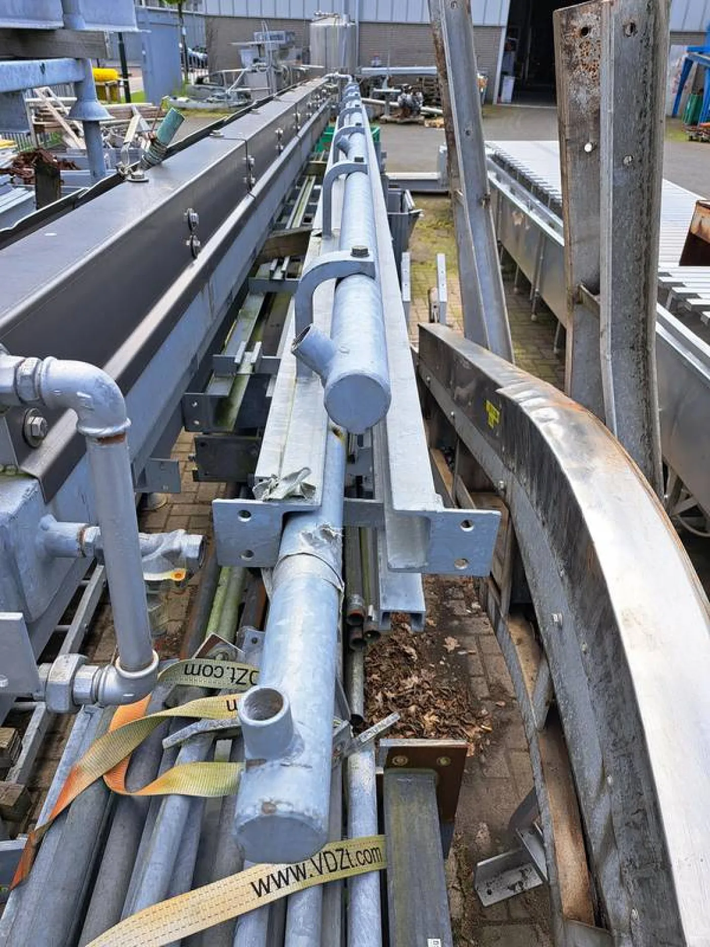 Conveyor ( and spare tube) with watercoolling tube. - 1