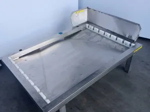 Reception table
