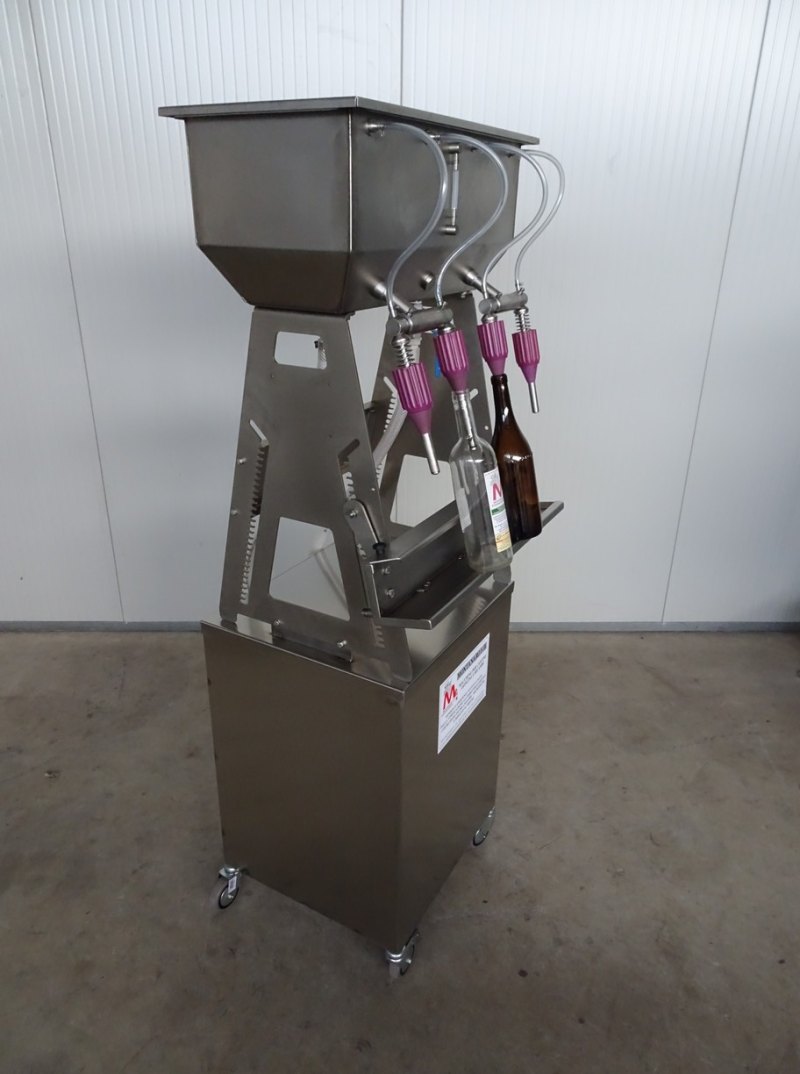 IN-LINE FILLER 4 NOZZLES WITH PUMP AND MECHANIC FLOAT LID NEW MACHINE