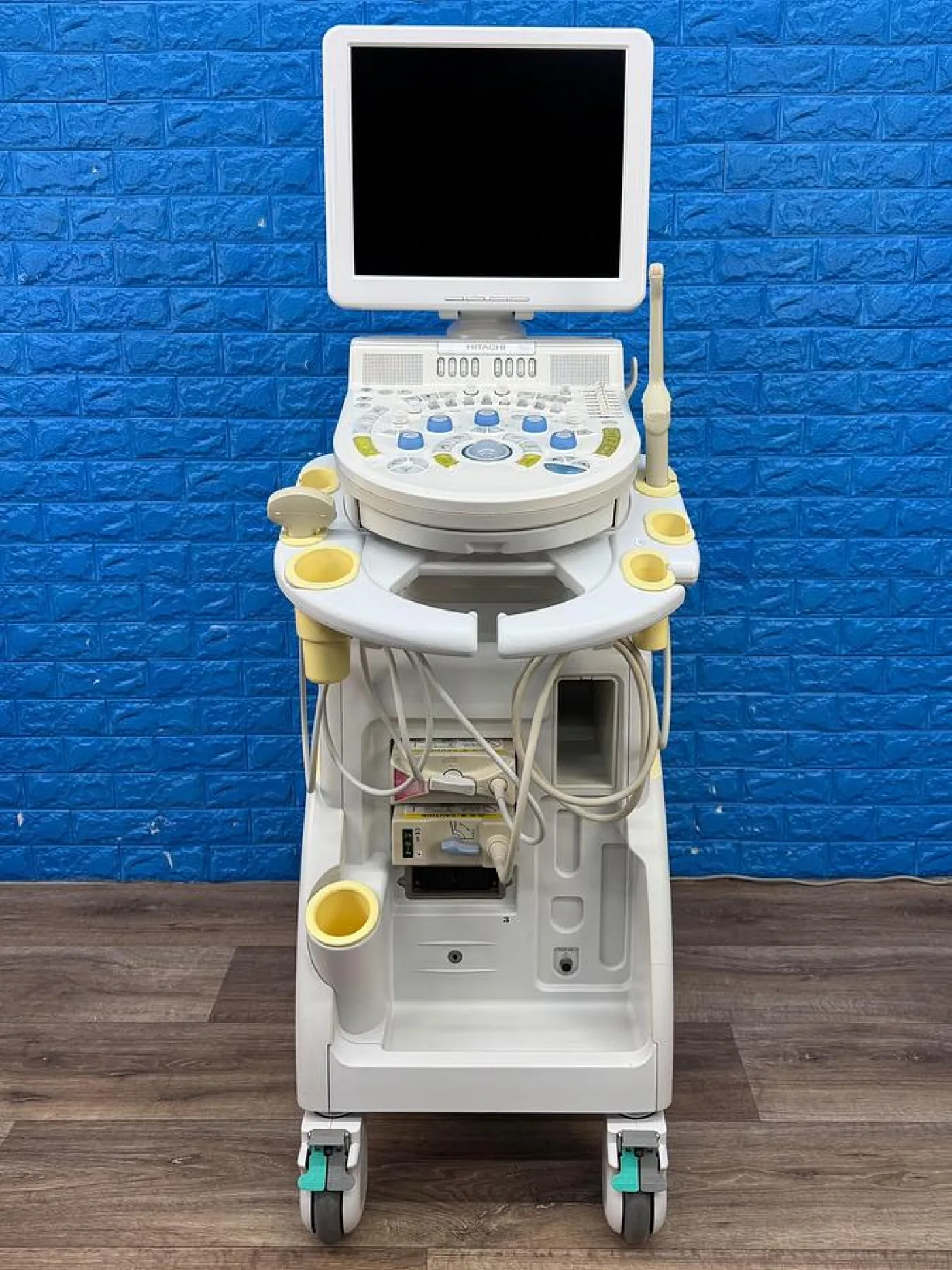 Hitachi HI Vision Avius Ultrasound YOM: 2011 - 1