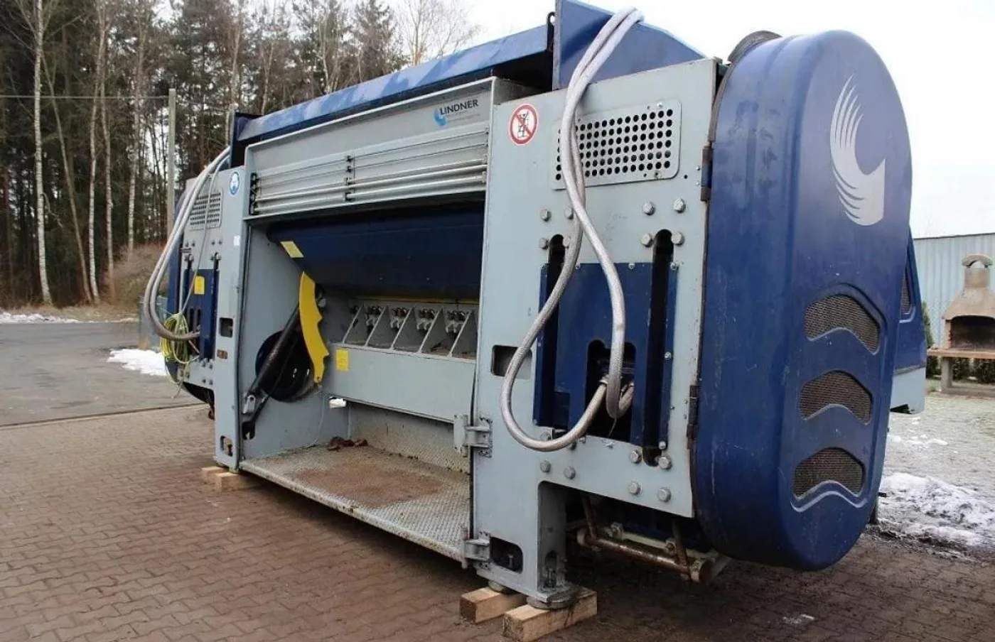 2010 Lindner Komet 2800 Single-Shaft Shredder - 1