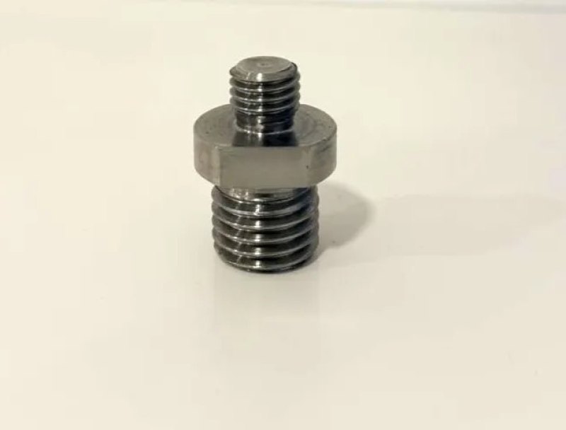 Adaptador 5/8″ macho a M25