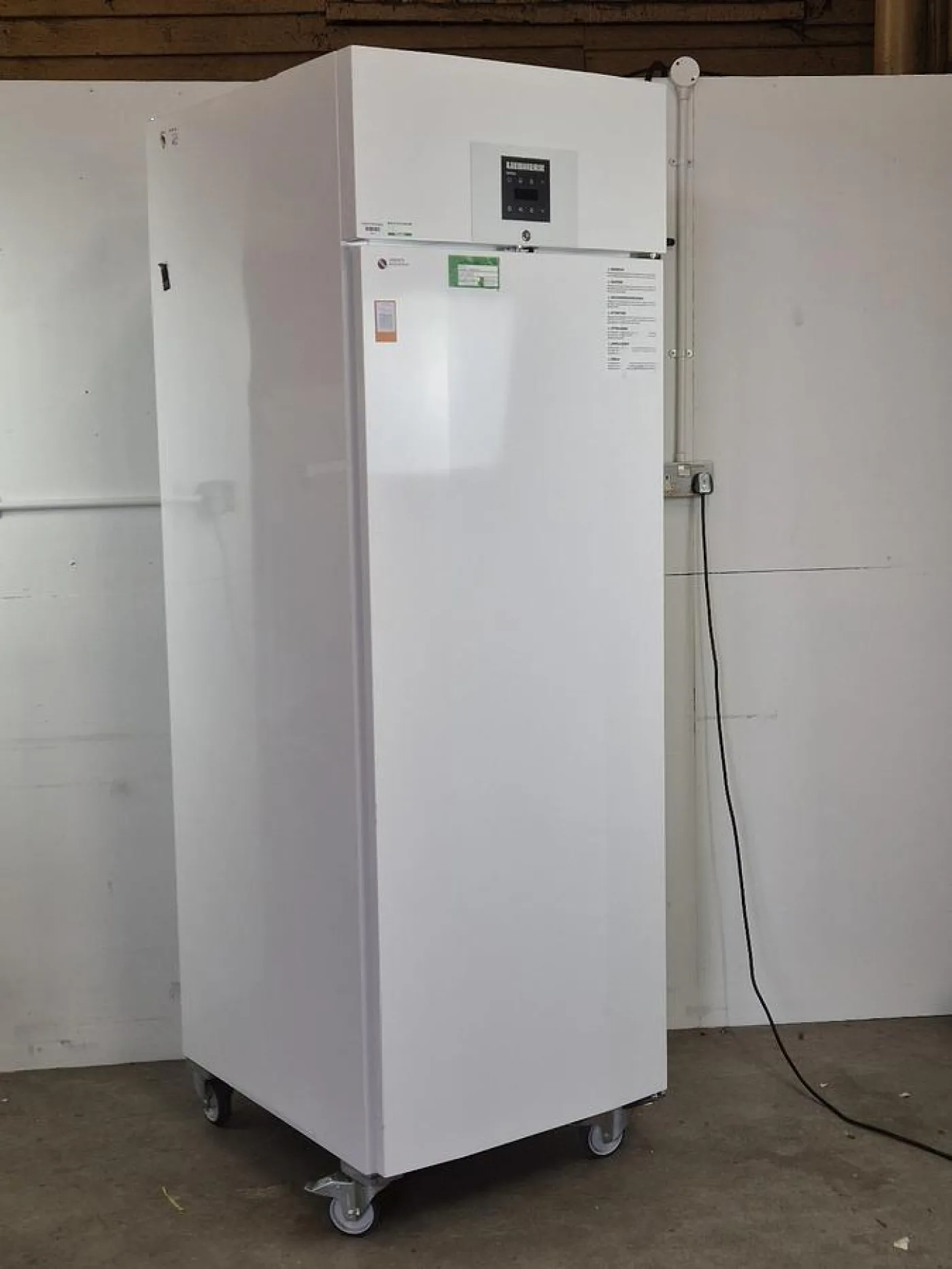 Leibherr Mediline LKPv 6520 Refrigerator - 3