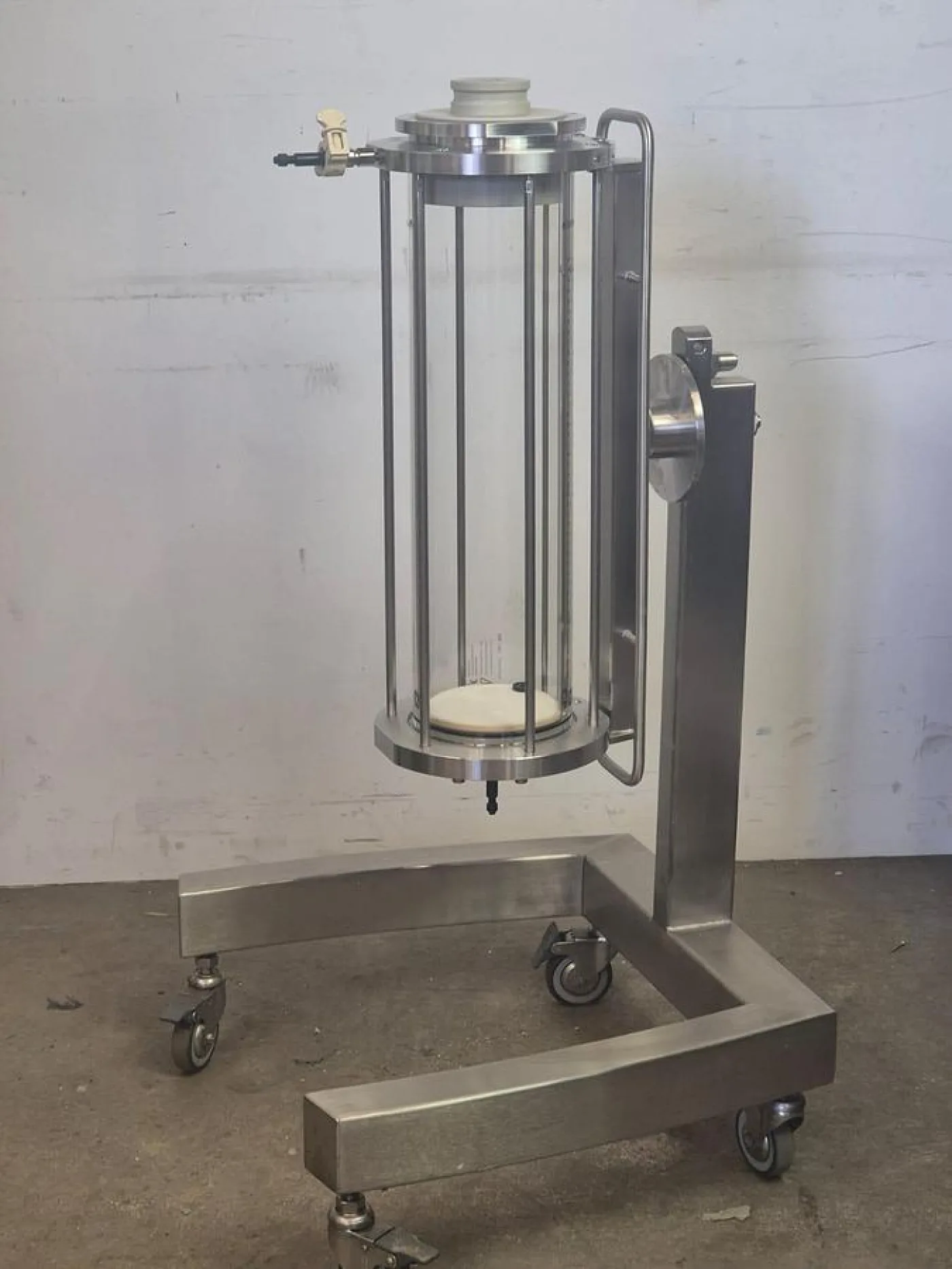 Cytiva Axichrom 140/300 chromatography column - 1