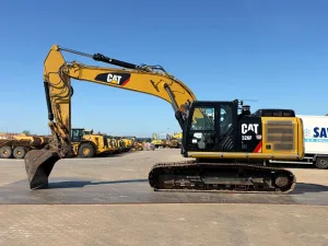 Caterpillar 326FL
