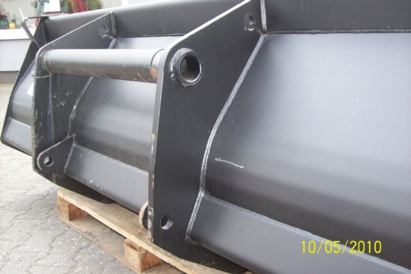 Manitou Erd- und Sandschaufel CBR 1000ccm