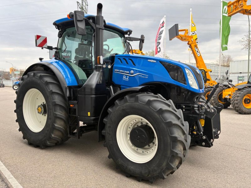 Schlepper New Holland T 7.275 AC HD