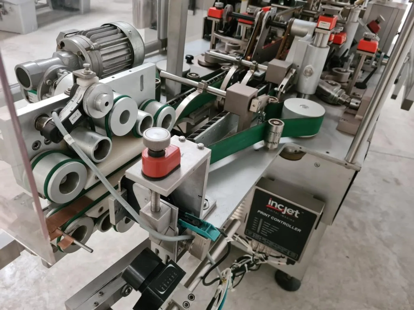 ASTUCCIATRICE AUTOMATICA ORIZZONTALE – IMA – MOD. K150C - 3