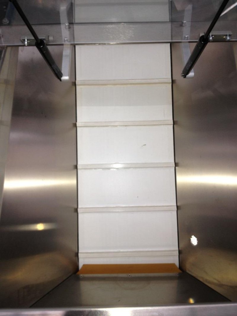 ELEVATORE/TRAMOGGIA A NASTRO PER TAPPI – SPAZZOLINI – CUCCHIAINI – OZAF – TN 50