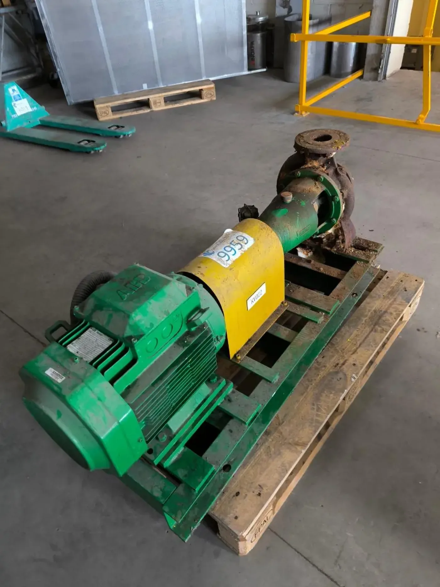 CENTRIFUGAL PUMP 15 KW 2905 RPM - 4