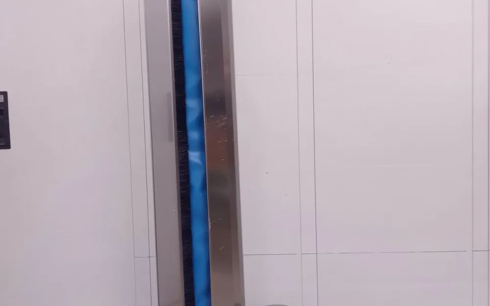 PORTA RAPIDA PER CLEANROOM