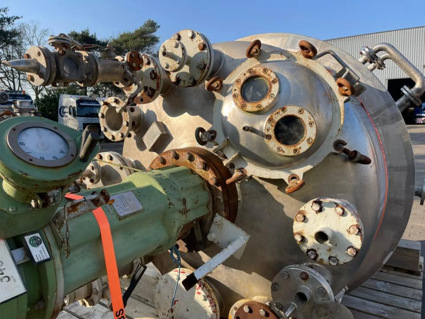 1992 CHEMATEC AG Vacuum reactor / pressure vessel with agitator - 8