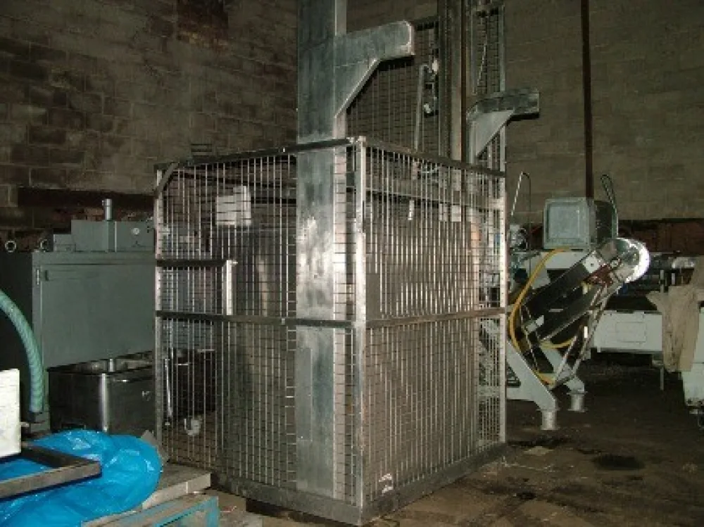 Dolav Tipping Hoist
