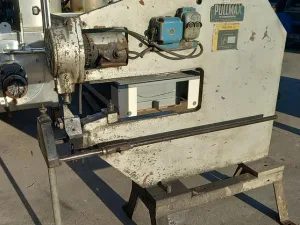Cortador de chapa PULLMAX P1