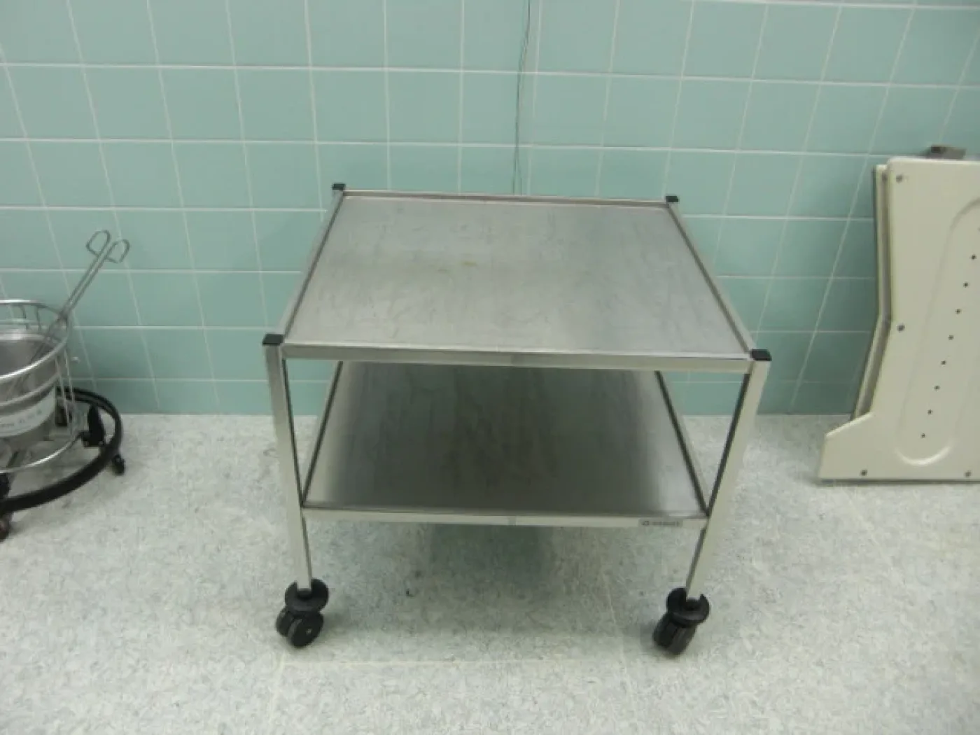 Maquet OP-Gerätewagen - 1