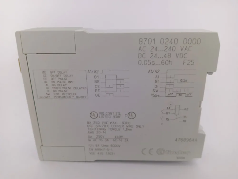 Finder Zeitrelais Typ 87.01 Nr. 870102400000