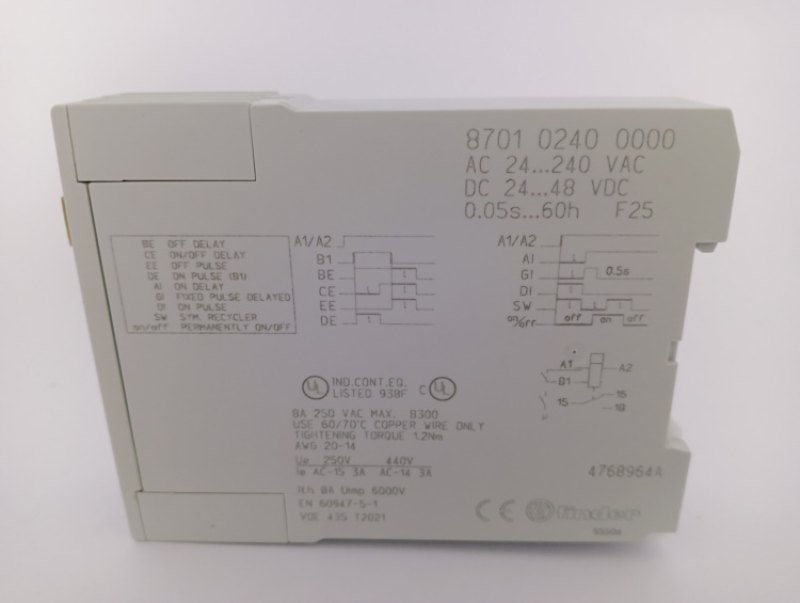 Finder Zeitrelais Typ 87.01 Nr. 870102400000