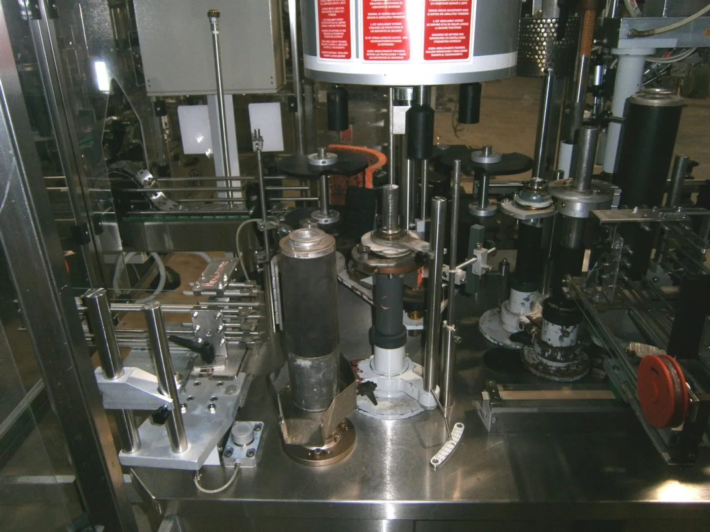 LABELLING MACHINE ETICAP SYSTEM 3 LOACKING HEADS 2 STATIONS FOR APPLY LABEL AND BACK LABEL SECOND-HAND MACHINE - 2