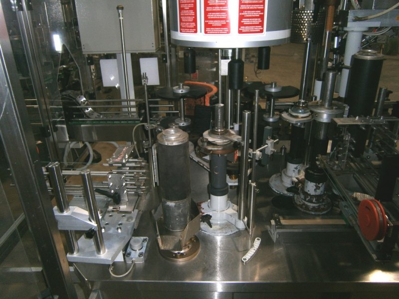 LABELLING MACHINE ETICAP SYSTEM 3 LOACKING HEADS 2 STATIONS FOR APPLY LABEL AND BACK LABEL SECOND-HAND MACHINE