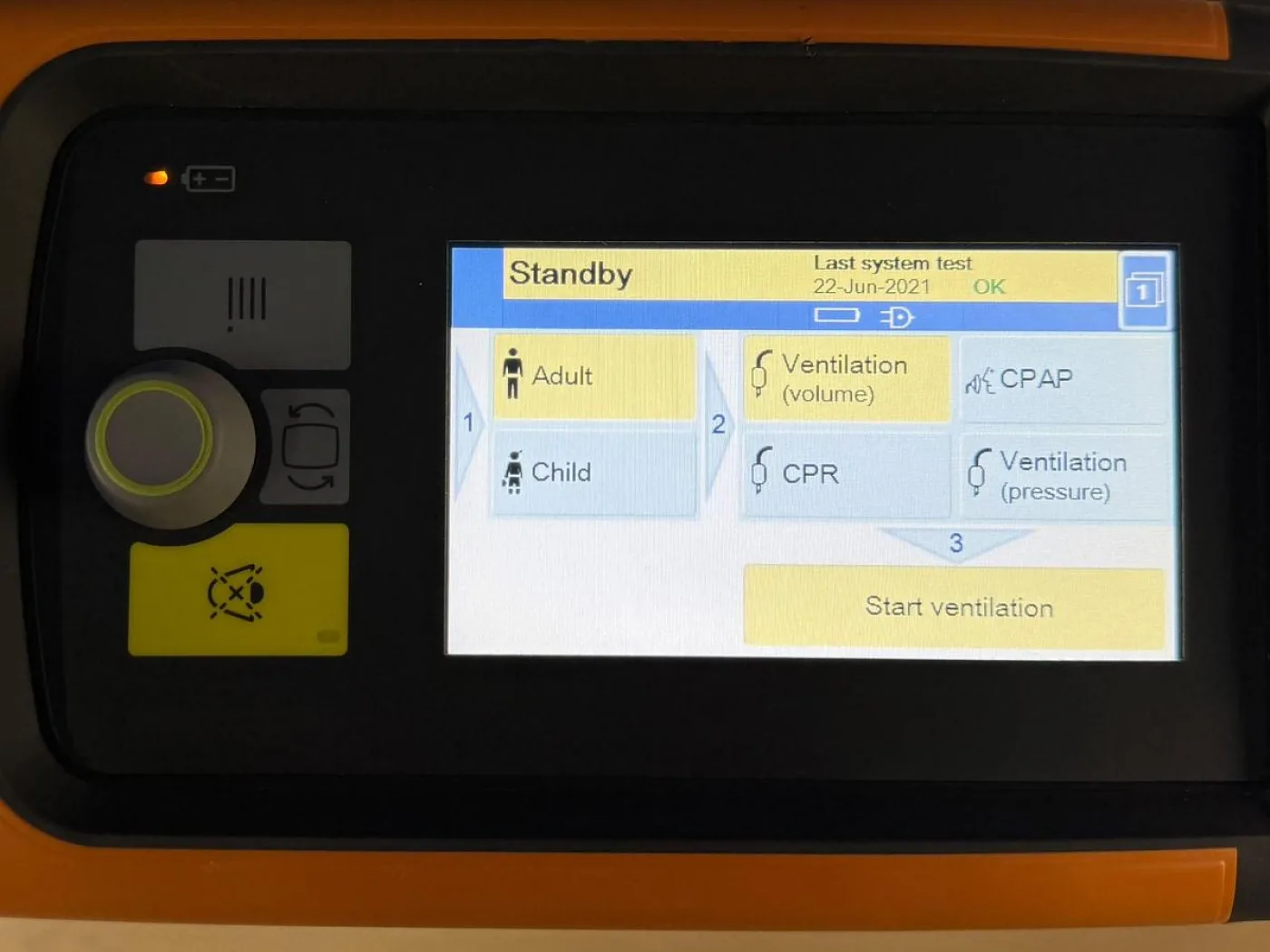 Drager Oxylog VE300 Plus REF: 5790200 Hours: 2 YOM: 2019 - 5