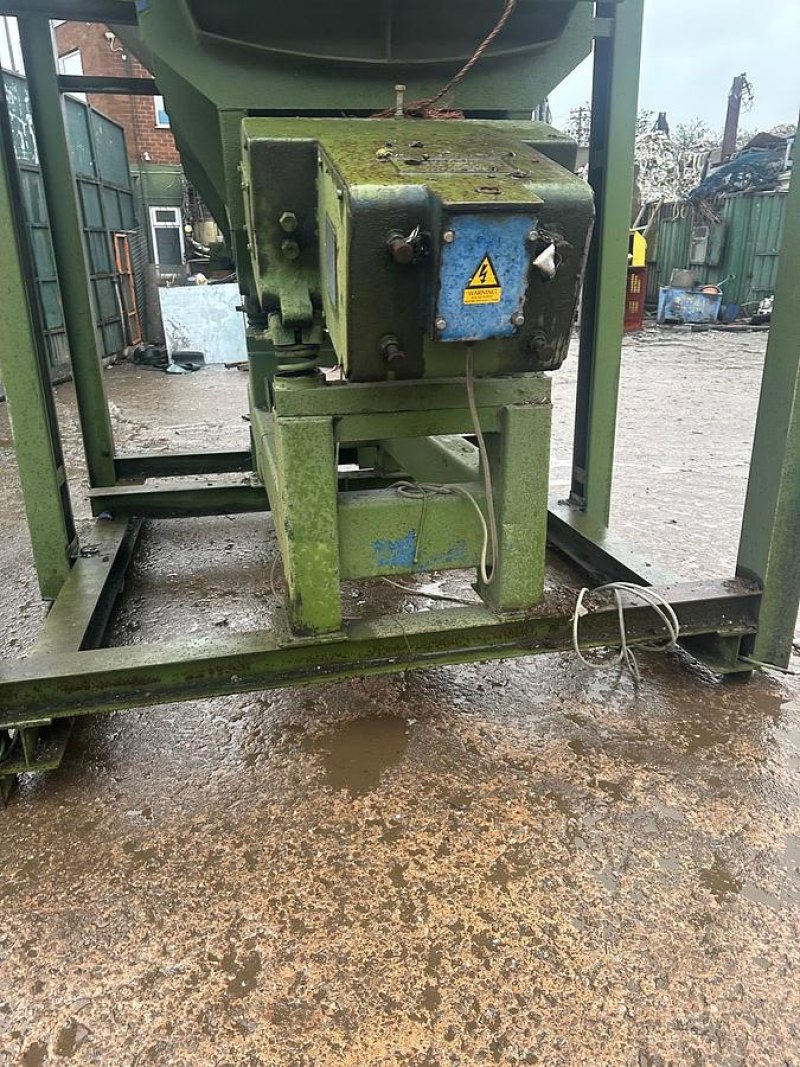 2001 Locker Industries SFH Super Feeder