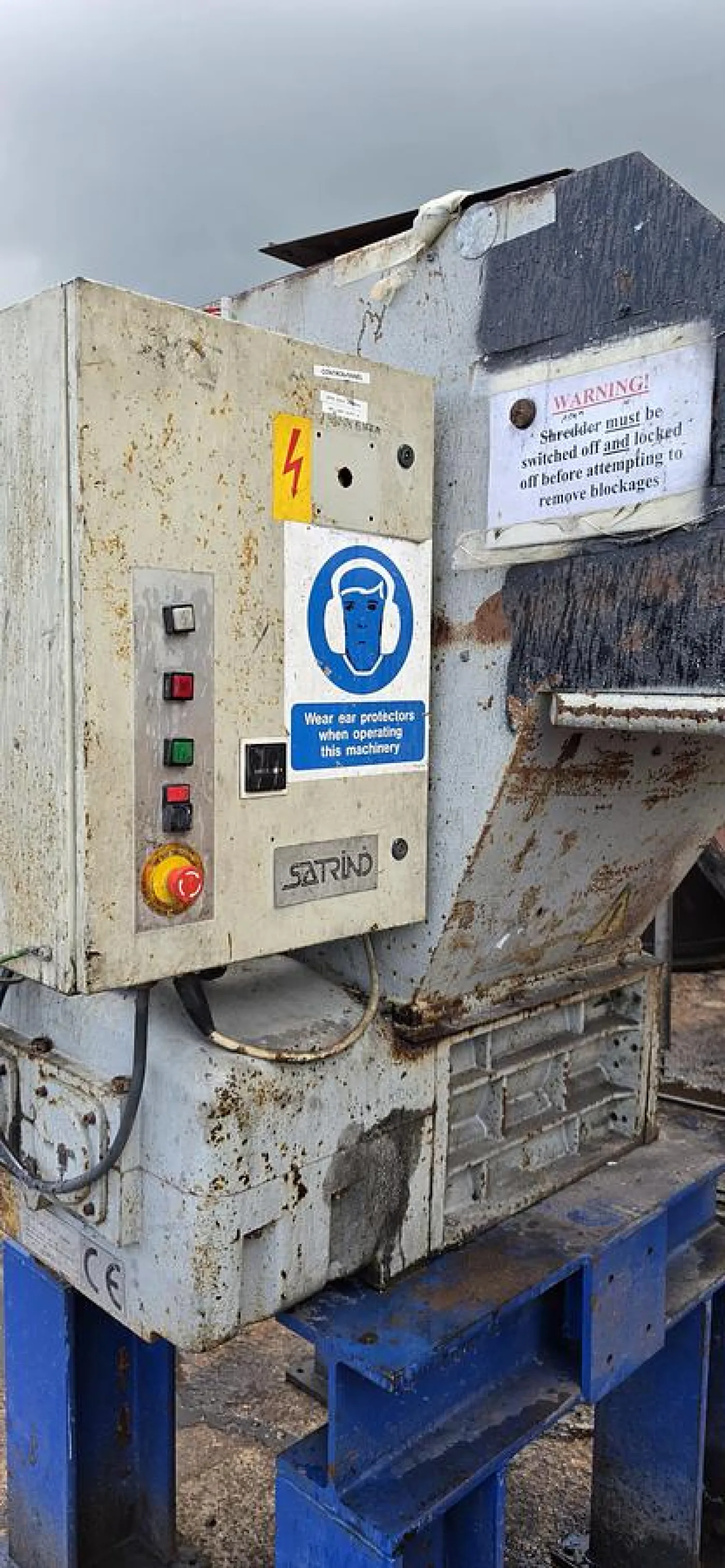 Satrind F 615 Robust Twin-Shaft Shredder - 8