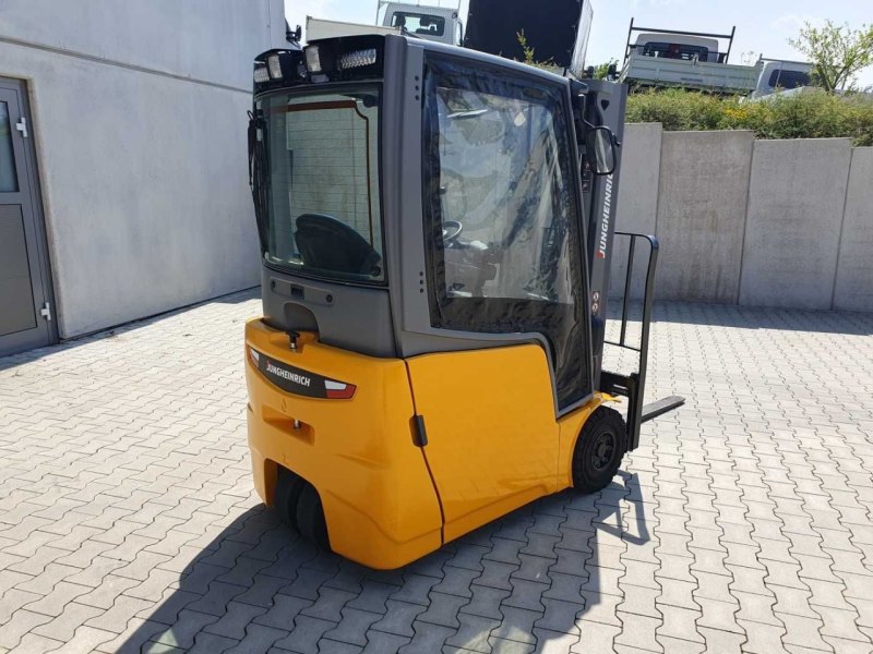 Jungheinrich EFG 215 / Triplex 4.25m / SS / nur 1.680h / 2021