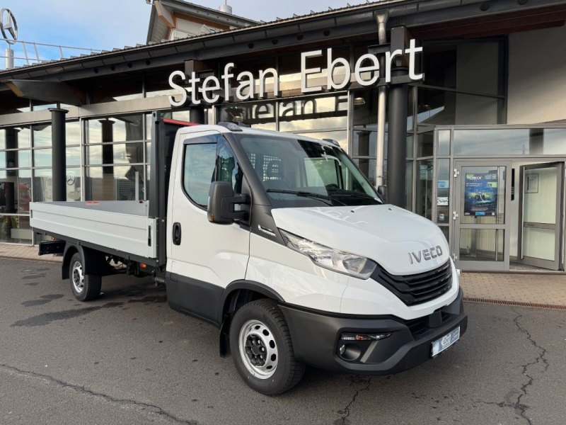 Iveco Daily 35S16 *R3.750mm*Automatik*AHK*Camera*