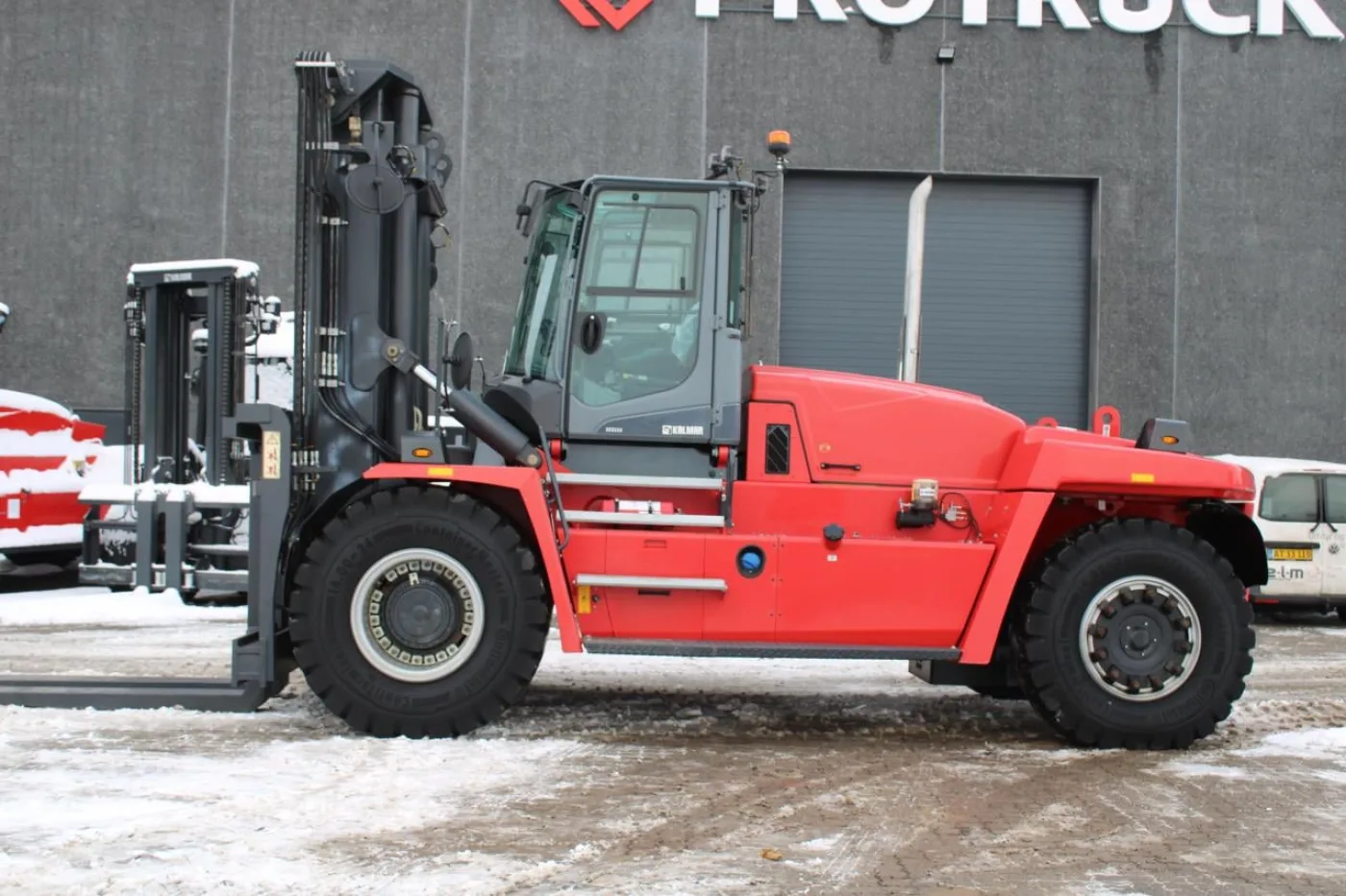 Kalmar DCG250-12 - 1