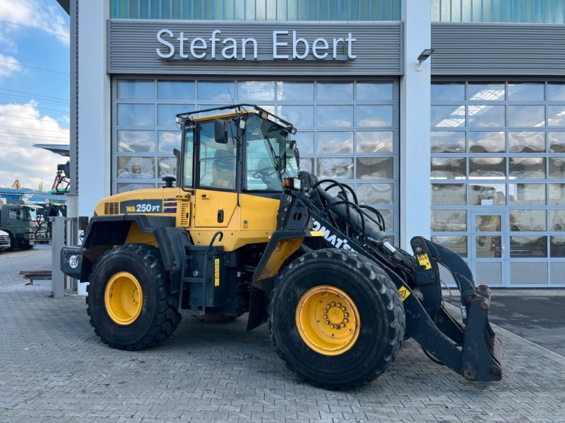 Komatsu WA 250 PT - 5H / 12.390h /