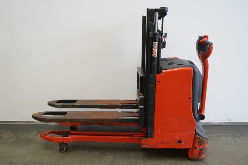 Hochhubwagen Linde D 08 1160 (2020)