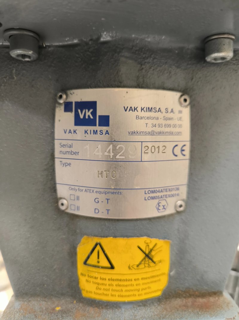 STAINLESS STEEL TANK 670 LITRES WITH AGITATION