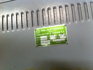 STABILIZZATORE DI TENSIONE C.A. PAN ELETTRONICA – MOD. ESP4700 VA
