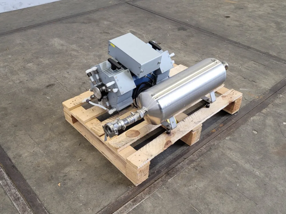 Vacuubrand ME 16C - Vacuum pump