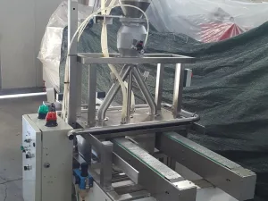 DOSATRICE SEMIAUTOMATICA DI POLVERI IN ARELLE – ICP