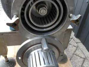 Waukesha SP4 - Inline mixer