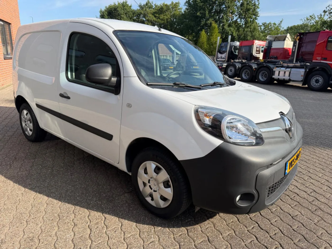 Renault Kangoo Express Z.E. Electric 3,476 KM!! Air Conditioning, Cruise Control, Camera - 4