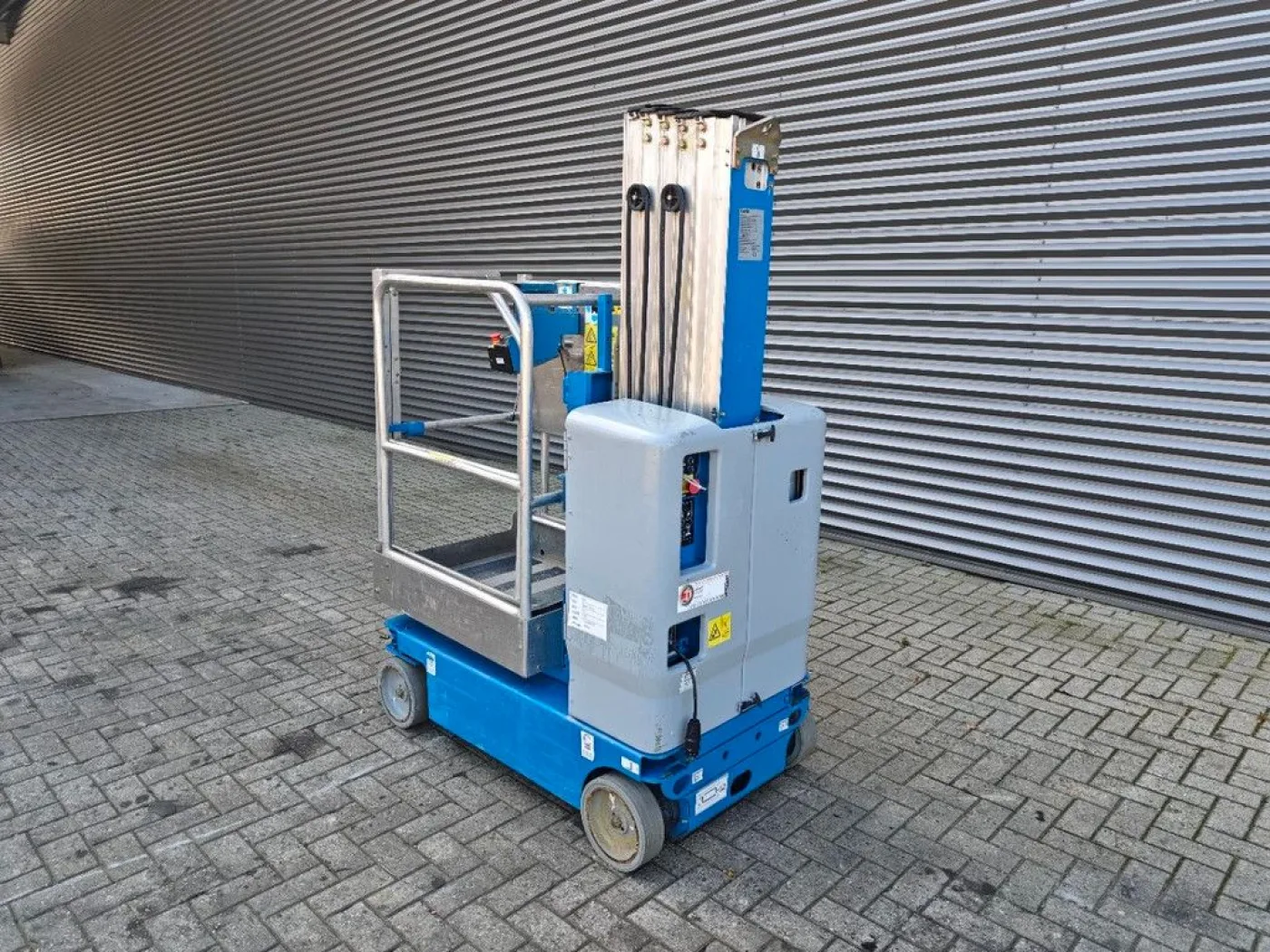 Genie GR20 Full Electric 25 Hours! - 4
