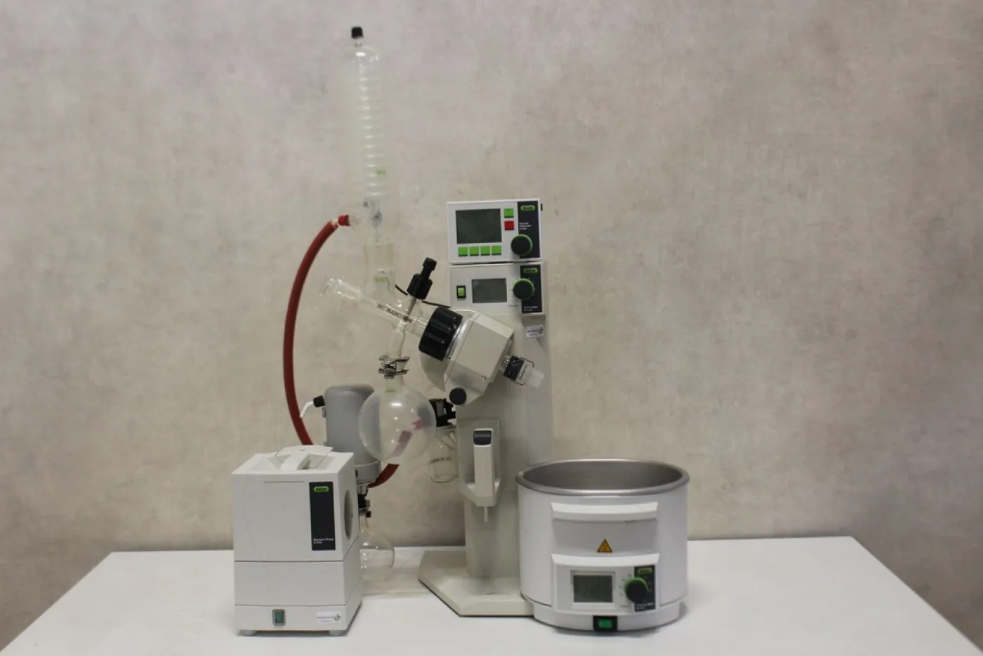 Büchi R-215 Roteerverdamper Systeem - 1