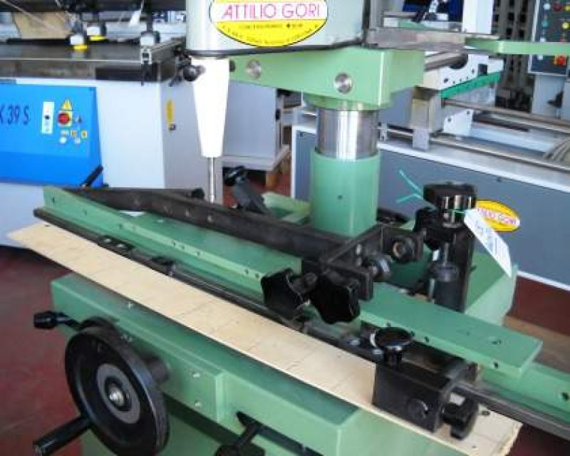 CAVETTATRICE PER PERSIANE PER CURVI FIN MOD. CP.86/800