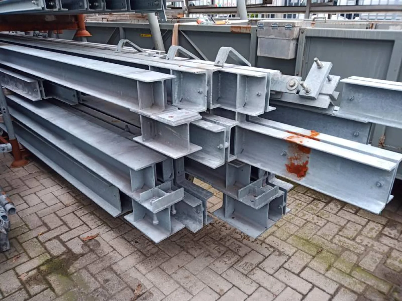 Beams galvanised - 2
