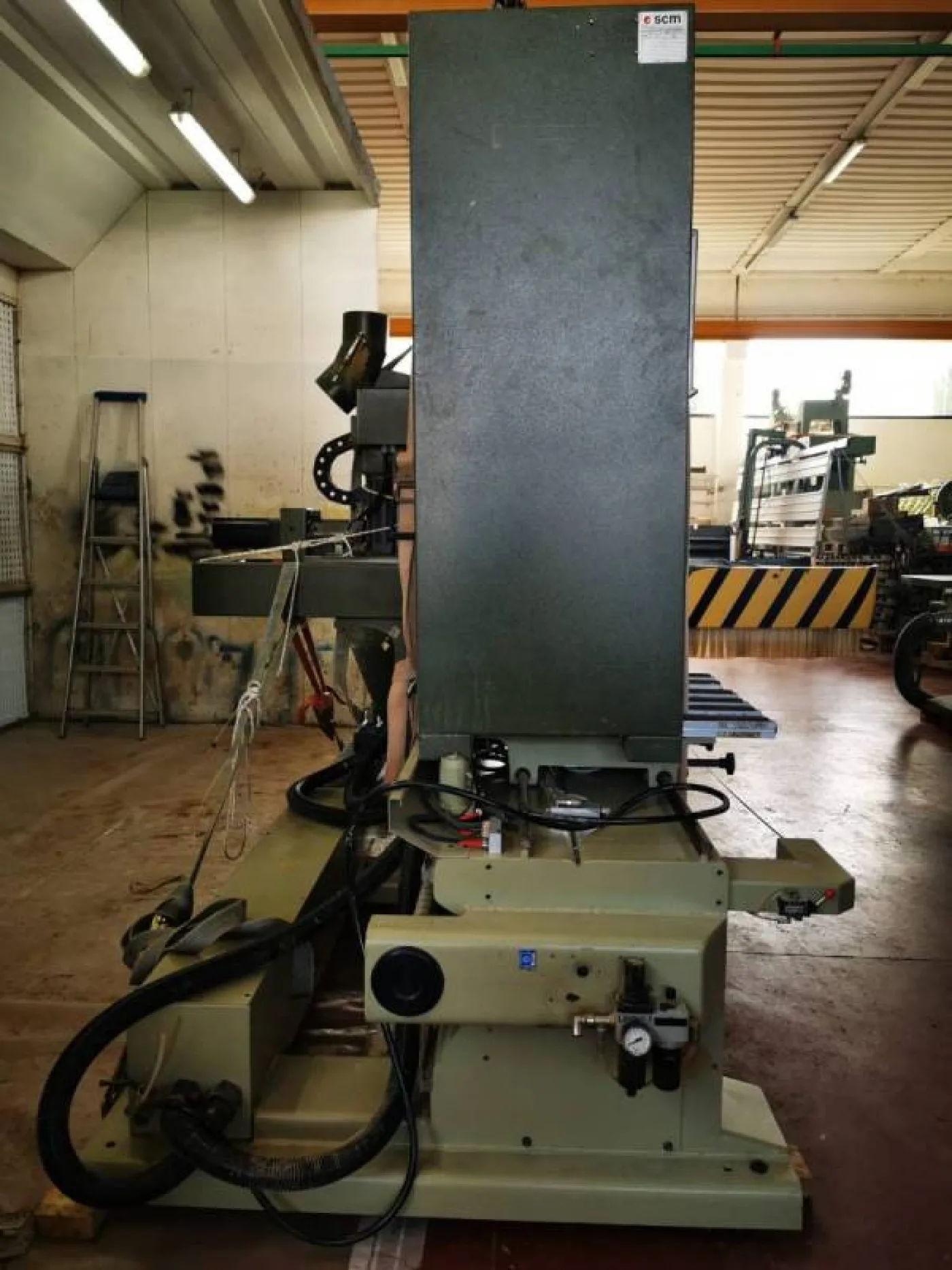 CENTRO DI LAVORO SCM MOD. TECH 100 - 2