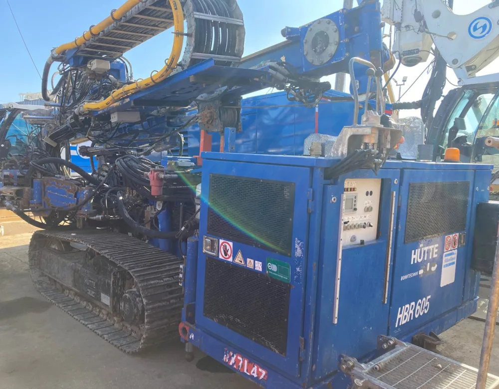 HD HD180B Micro Piling Rig