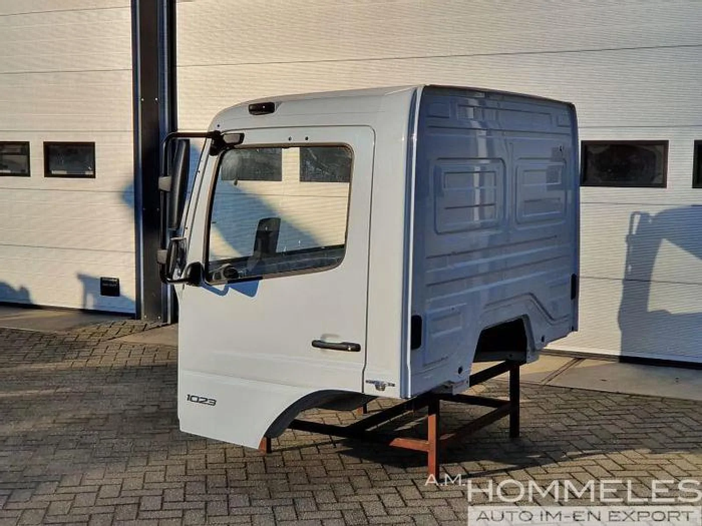 Mercedes Atego Cab - 7