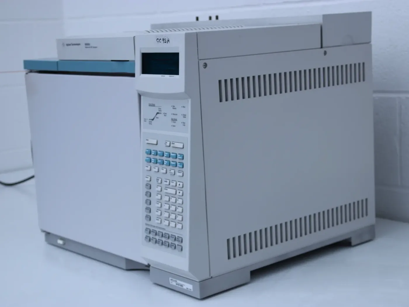 Agilent 6890N Net Gas Chromatograph - 3